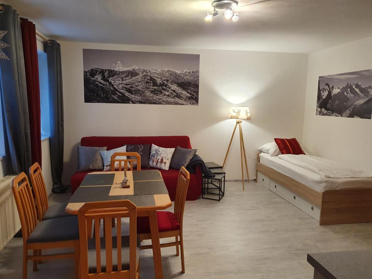 Glemmy Appartements Inkl Sommercard Viehhofen Exteriér fotografie