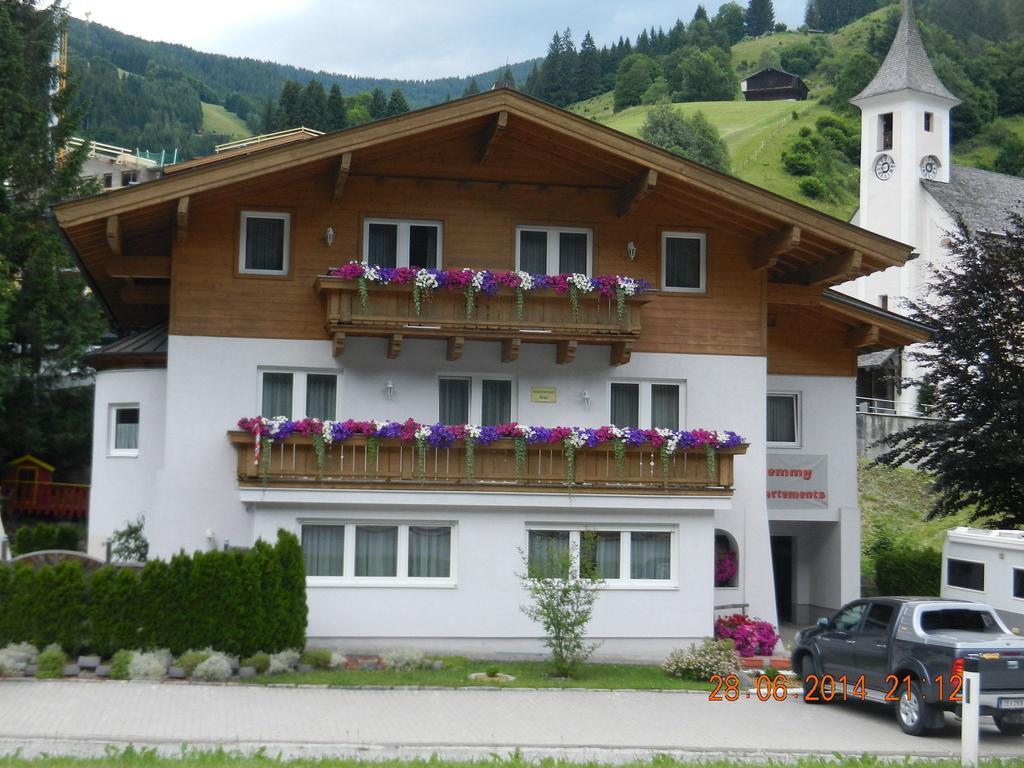 Glemmy Appartements Inkl Sommercard Viehhofen Exteriér fotografie