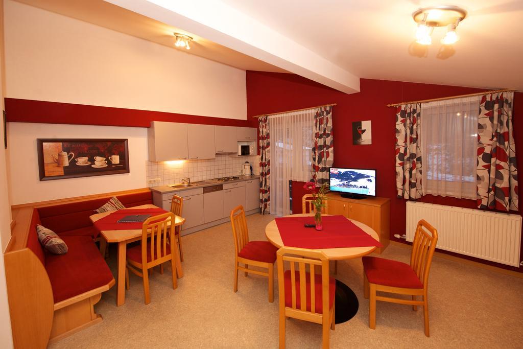 Glemmy Appartements Inkl Sommercard Viehhofen Pokoj fotografie